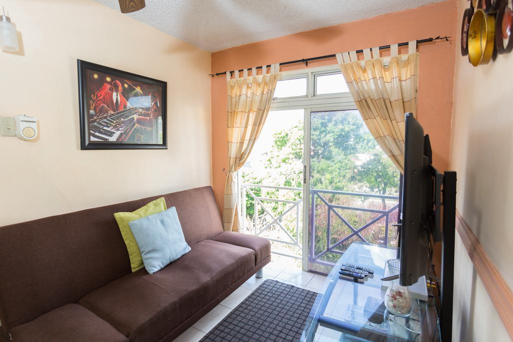 Cozy Accommodations Kingston Zewnętrze zdjęcie
